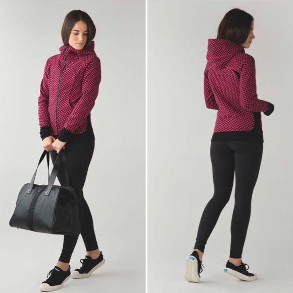 lululemon athletica Tops - Lululemon Scuba Hoodie III